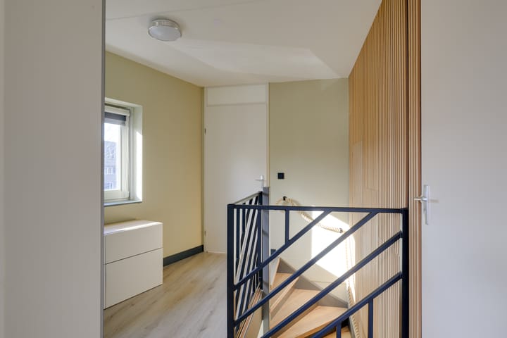 Photo 15 of Alikruiksingel 4