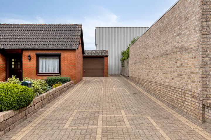 Photo 2 of Kenbelstraatje 2