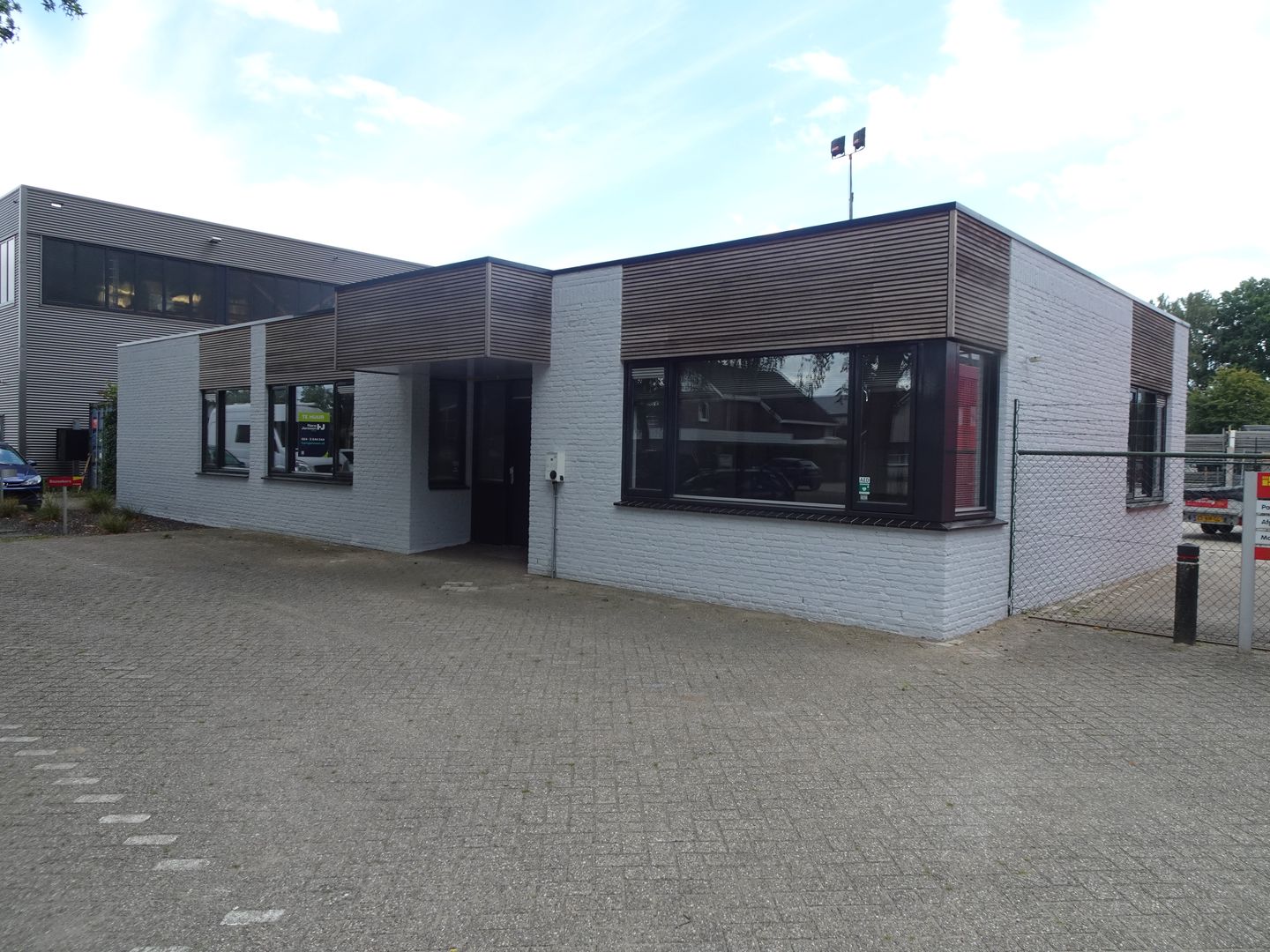 View photo 1 of Edisonstraat 20