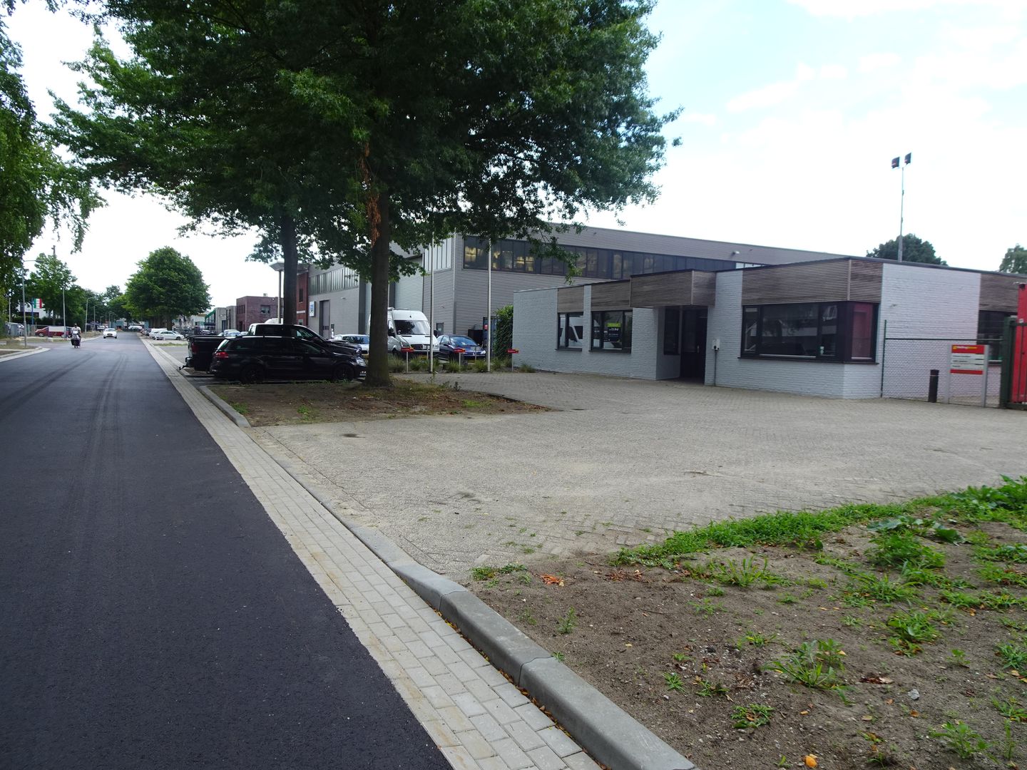 View photo 3 of Edisonstraat 20