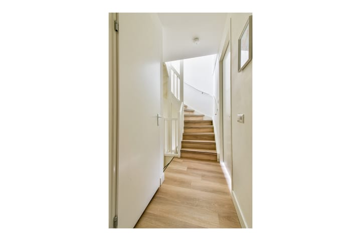 Photo 7 of Wolbrantskerkweg 59