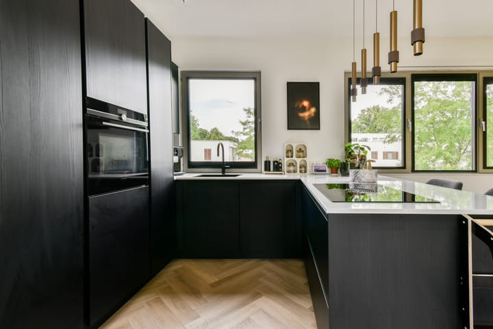 Photo 11 of Wolbrantskerkweg 59