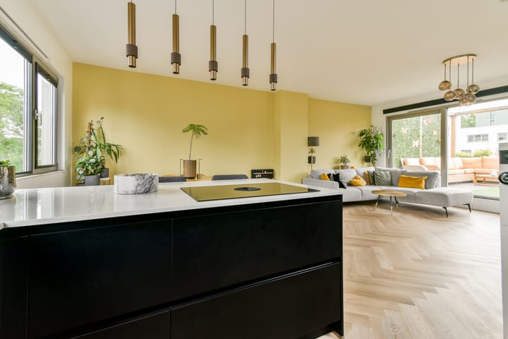 Photo 15 of Wolbrantskerkweg 59