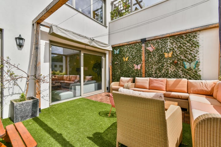 Photo 18 of Wolbrantskerkweg 59