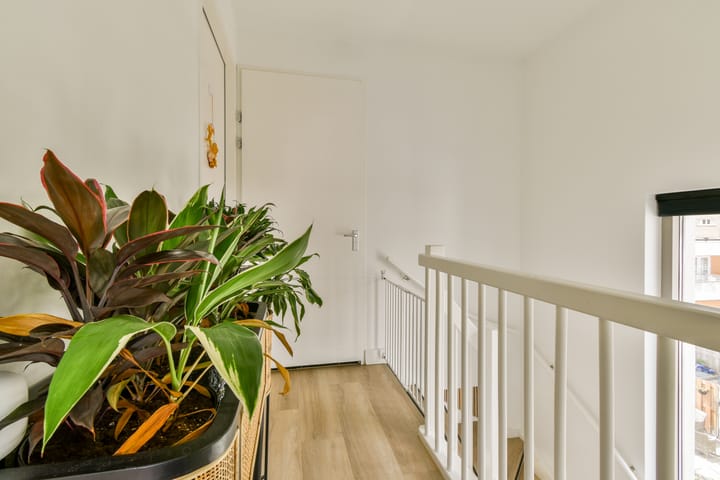 Photo 25 of Wolbrantskerkweg 59