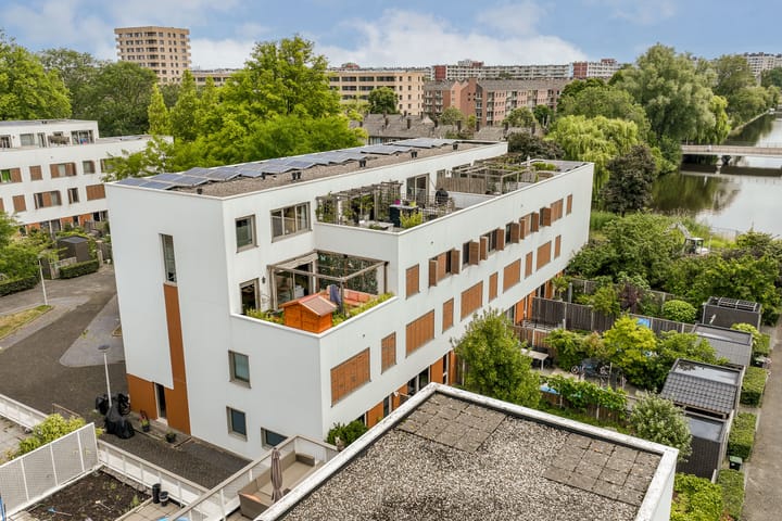 Photo 34 of Wolbrantskerkweg 59