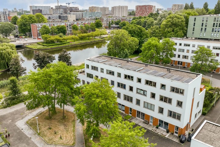 Photo 36 of Wolbrantskerkweg 59