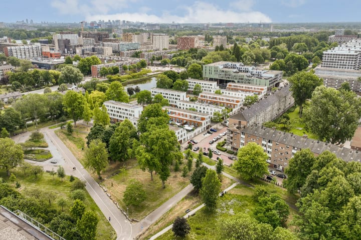 Photo 38 of Wolbrantskerkweg 59