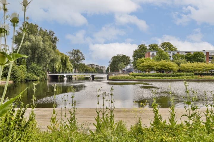 Photo 40 of Wolbrantskerkweg 59