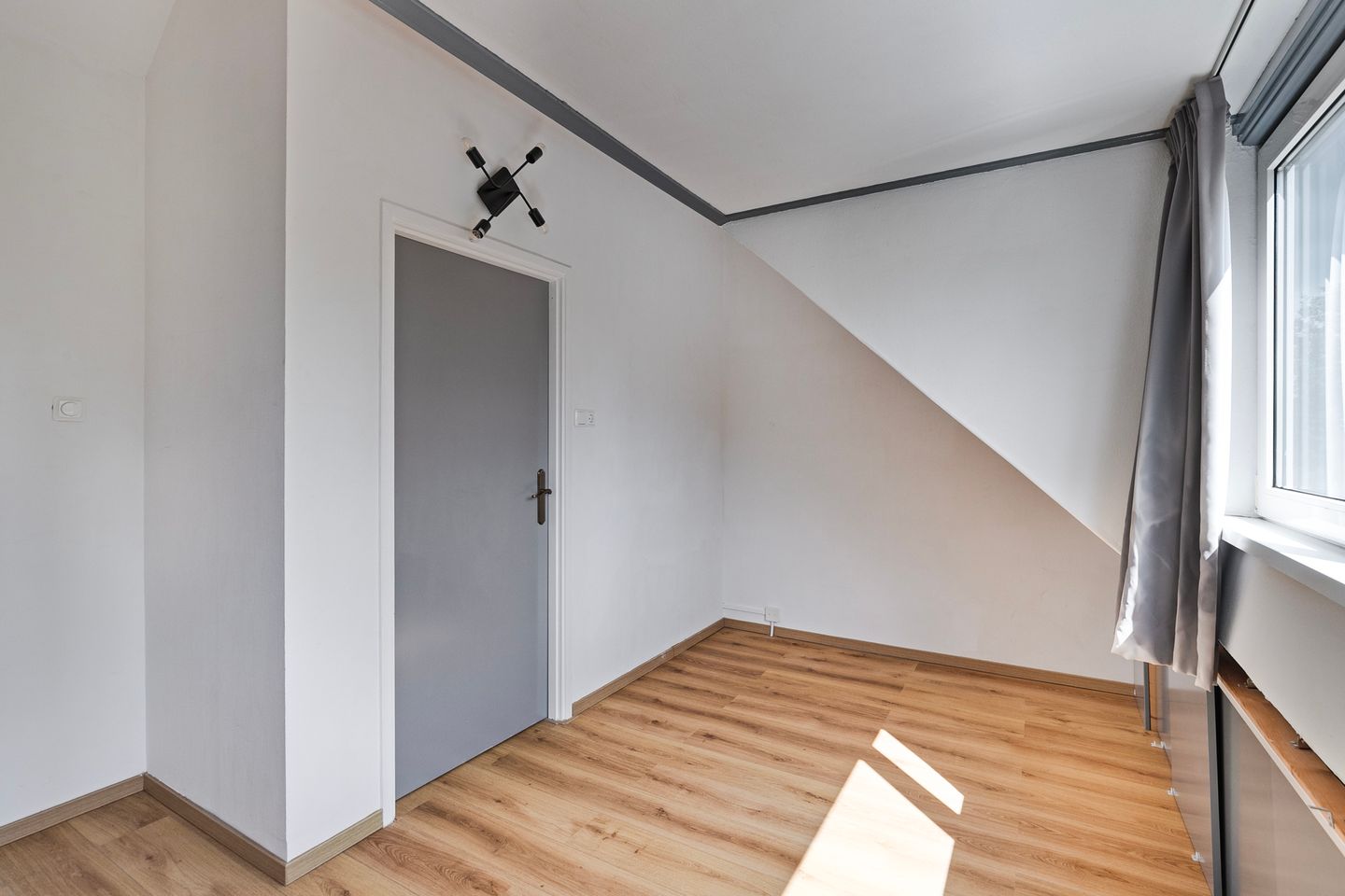 Photo 29 of Gouwe 24