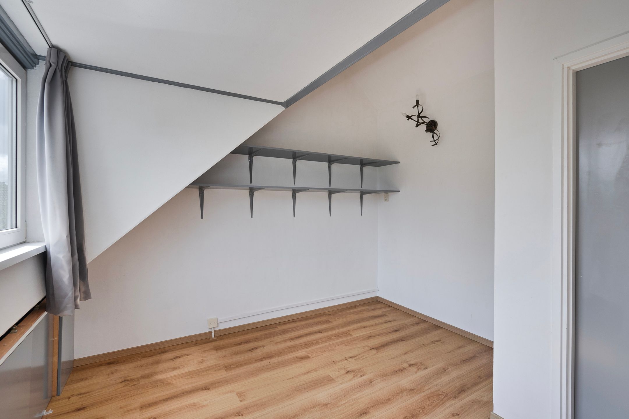 Photo 30 of Gouwe 24