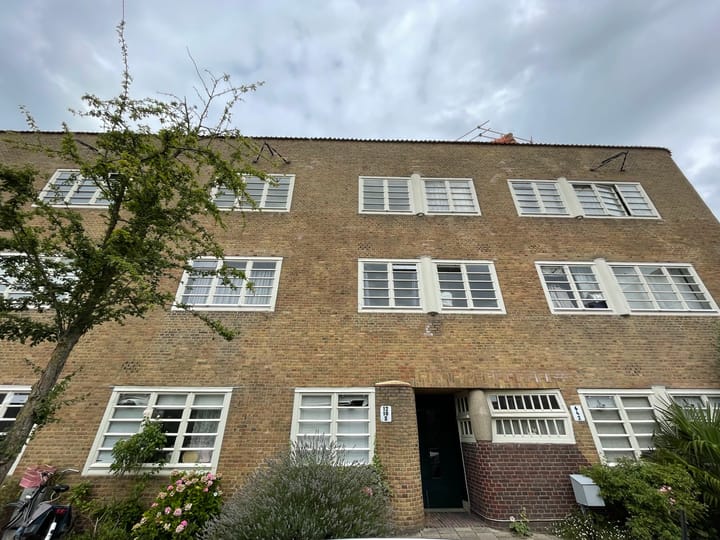 Foto 1 van Henriëtte Ronnerplein 12