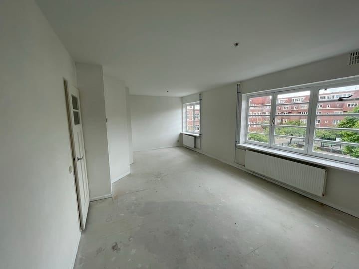 Foto 9 van Henriëtte Ronnerplein 12