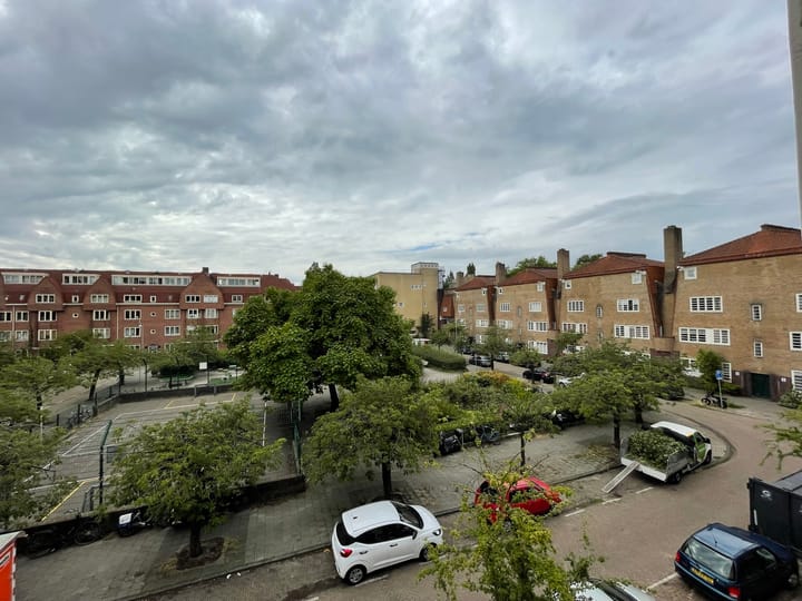 Foto 11 van Henriëtte Ronnerplein 12