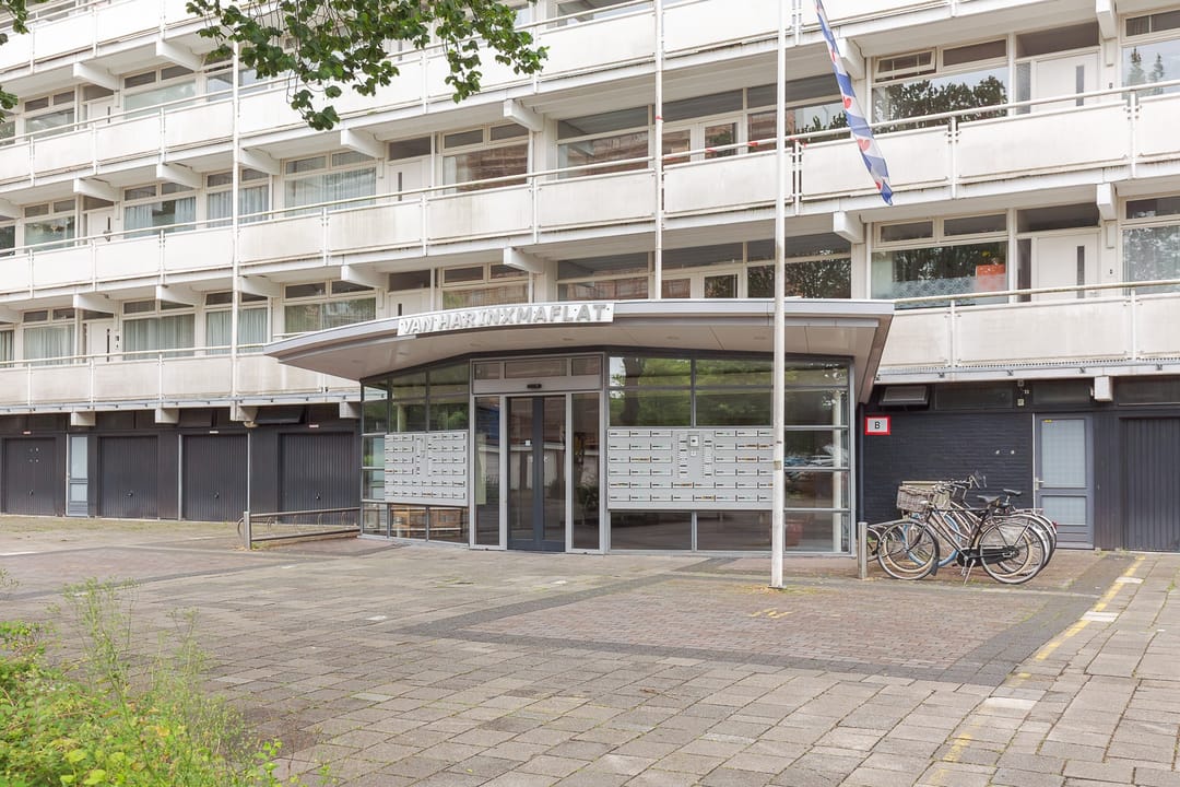 Photo 32 of van Harinxmaplein 96