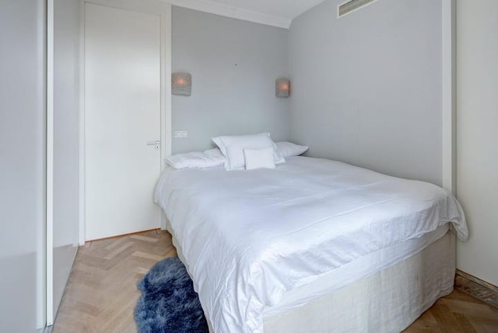 Foto 12 van Cornelis Schuytstraat 25-1