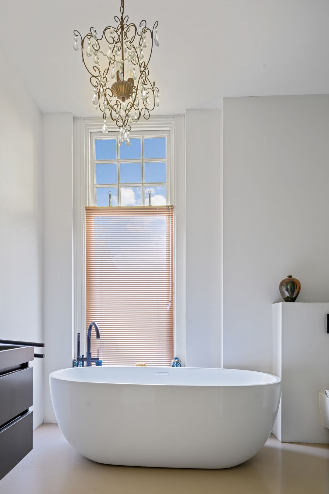 Photo 2 of Onderlangs 24