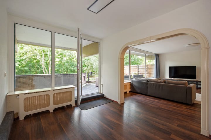 Foto 21 van Aart van der Leeuwlaan 18