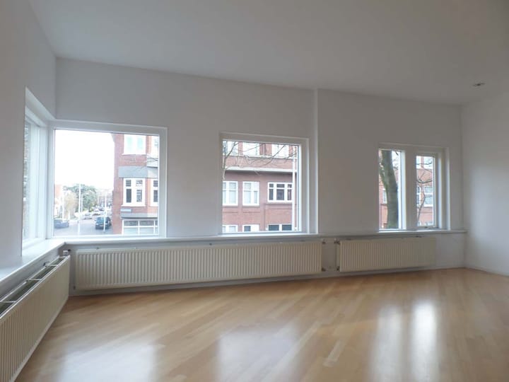 Foto 8 van Azaleastraat 42