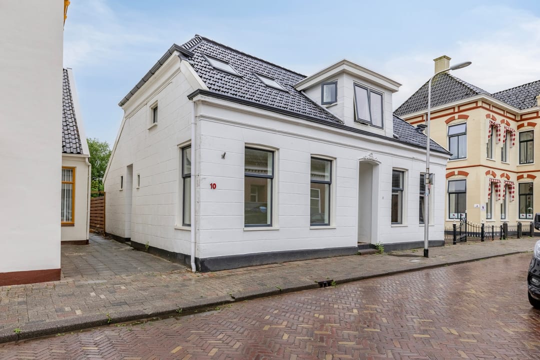 Photo 1 of Torenstraat 10