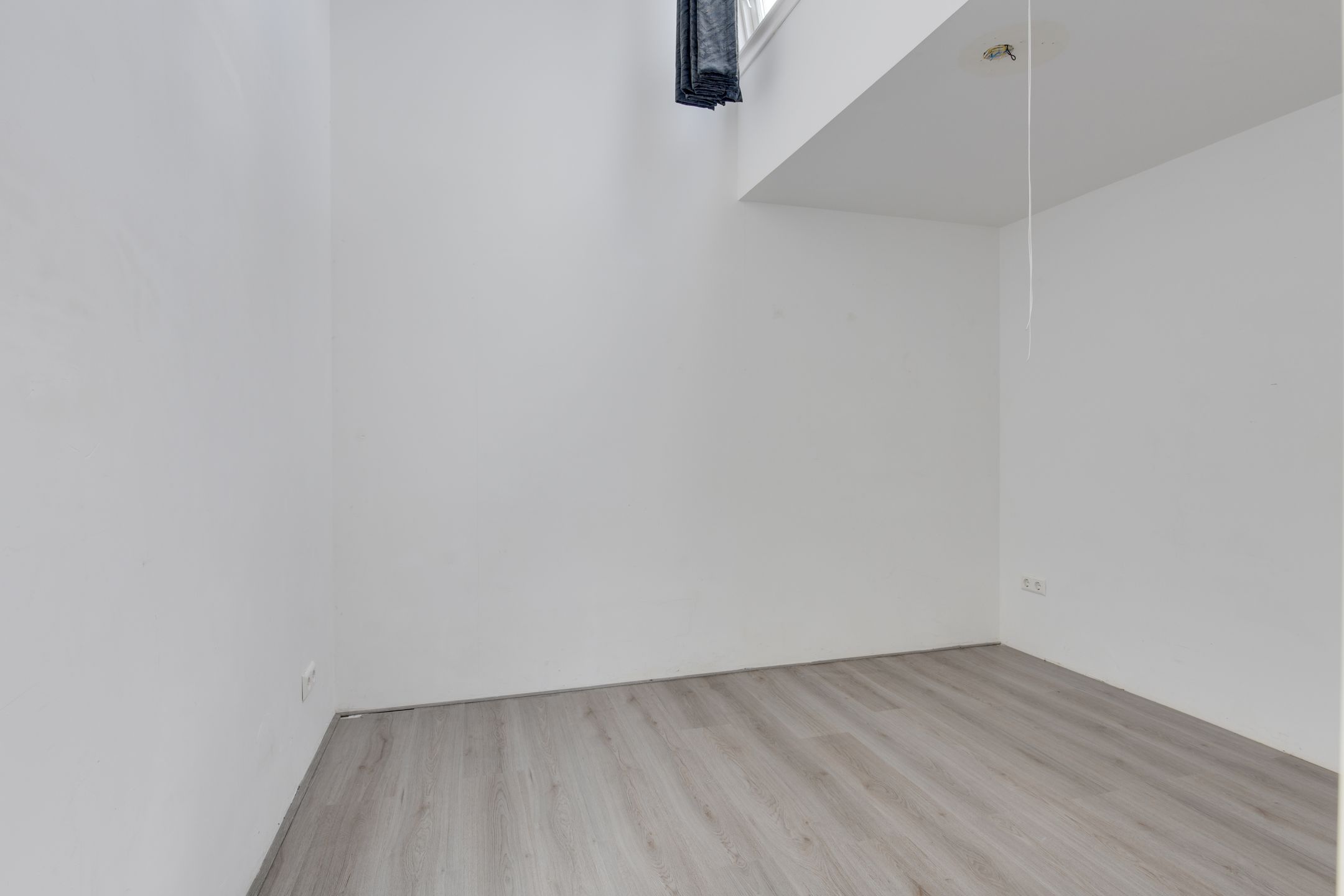 Photo 12 of Sperwerstraat 23-A