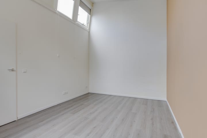 Foto 19 van Sperwerstraat 23-A