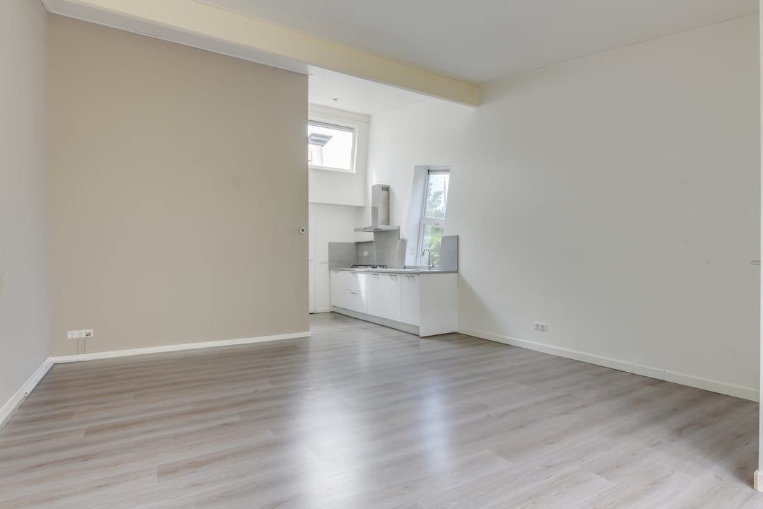 Photo 8 of Sperwerstraat 23-A