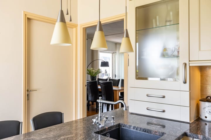 Photo 24 of Asserstraat 39