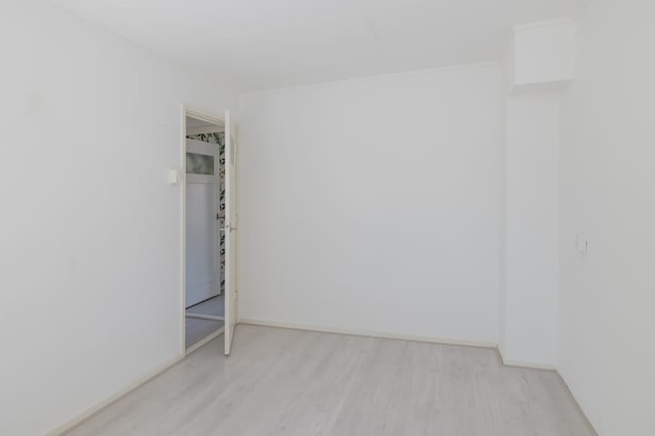 Photo 37 of Willinklaan 12