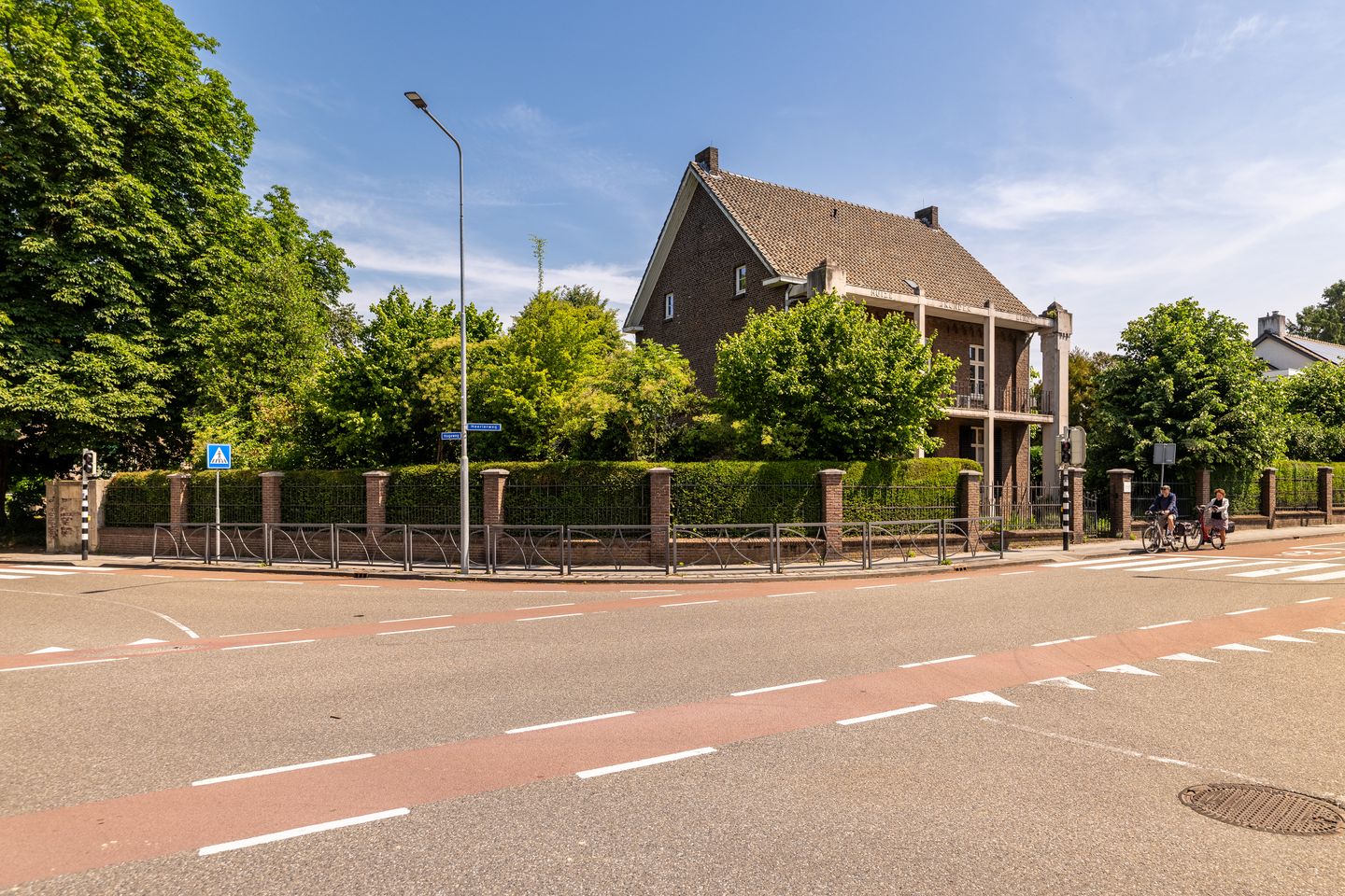 Foto 5 van Heerlerweg 1