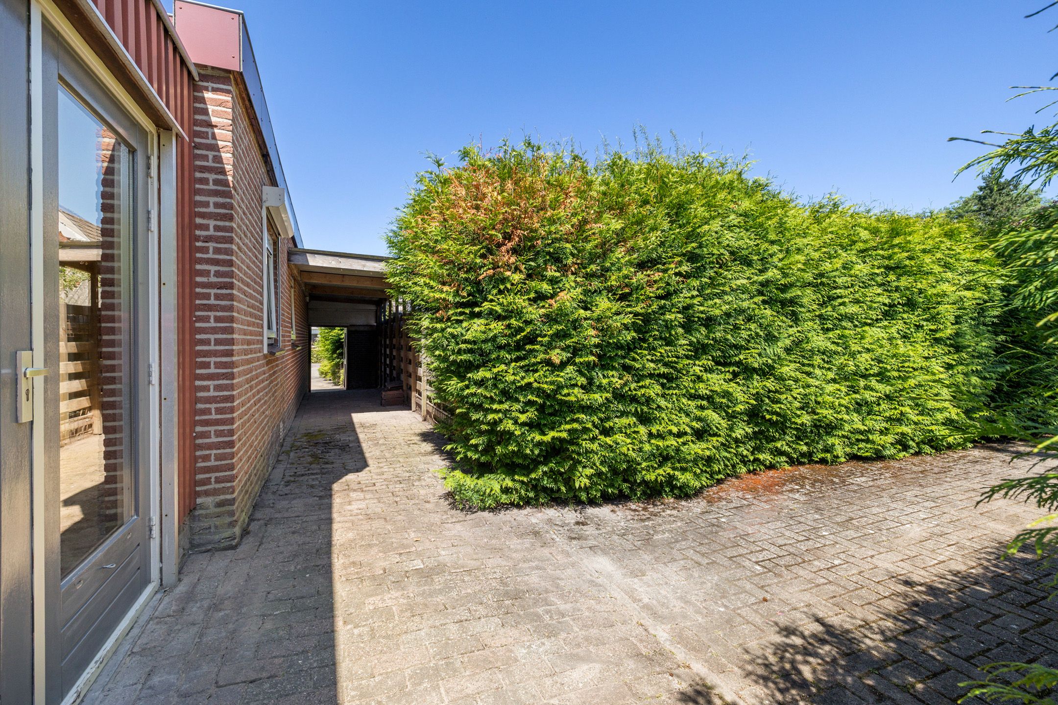 Photo 33 of Douwelaan 74