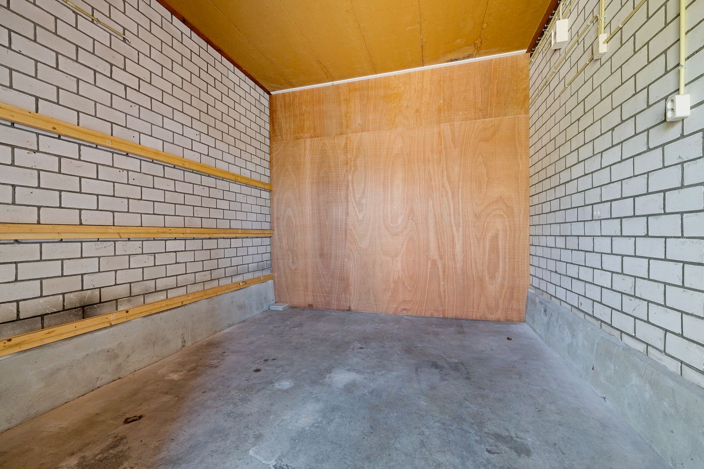 Photo 35 of Douwelaan 74