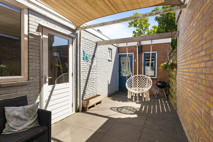 Foto 14 van Emmastraat 64