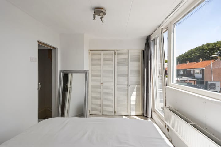 Foto 16 van Emmastraat 64