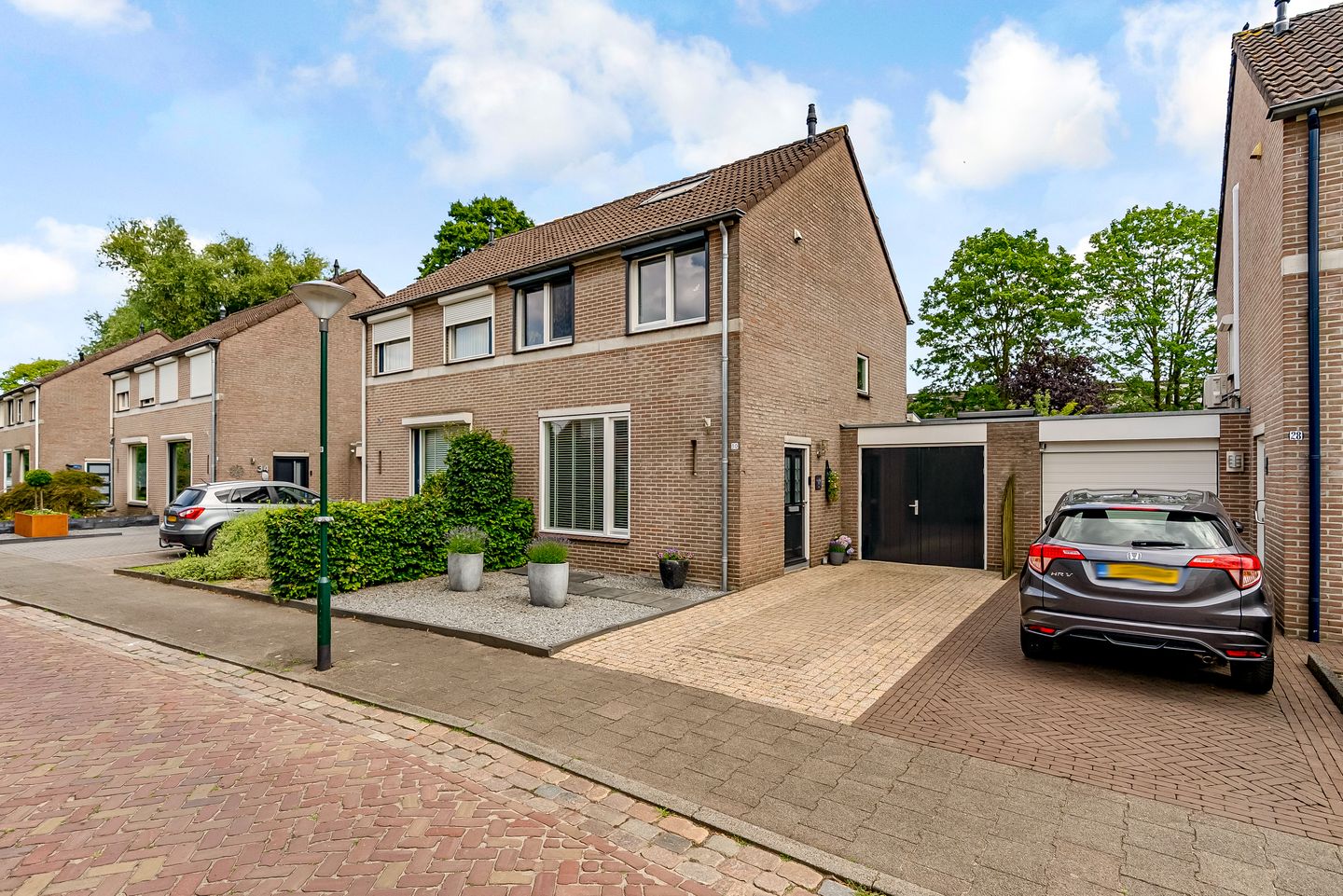 Foto 1 van Potbeker 30