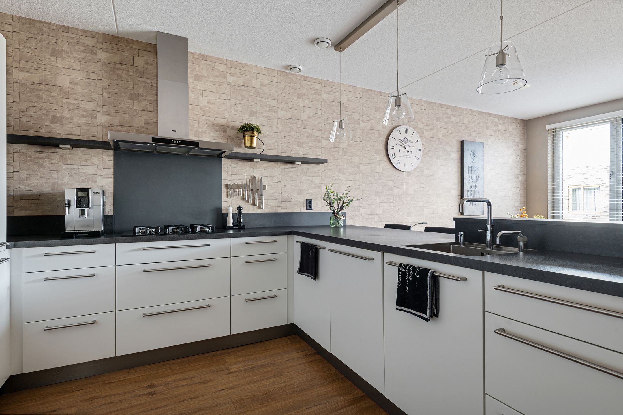 Photo 12 of Nijverheidsstraat 9-B