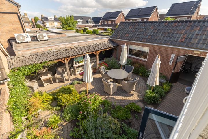 Photo 6 of Pastoor Bielarsstraat 8