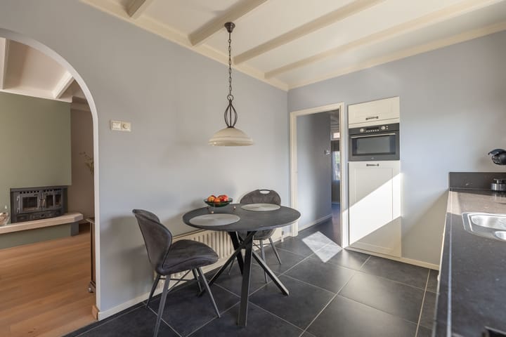 Photo 15 of Pastoor Bielarsstraat 8