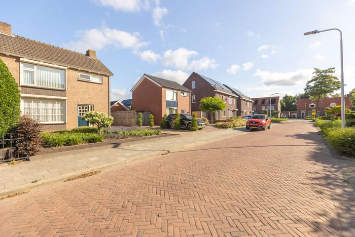 Photo 41 of Pastoor Bielarsstraat 8