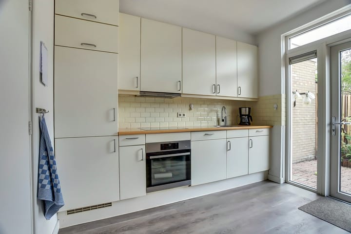 Photo 10 of Schoolstraat 34