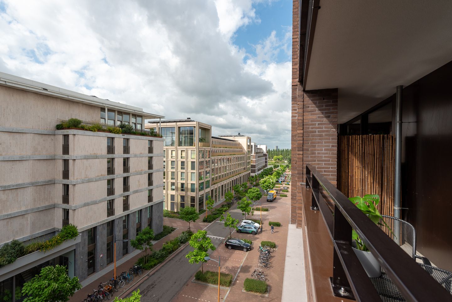 Foto 14 van Madridstraat 57