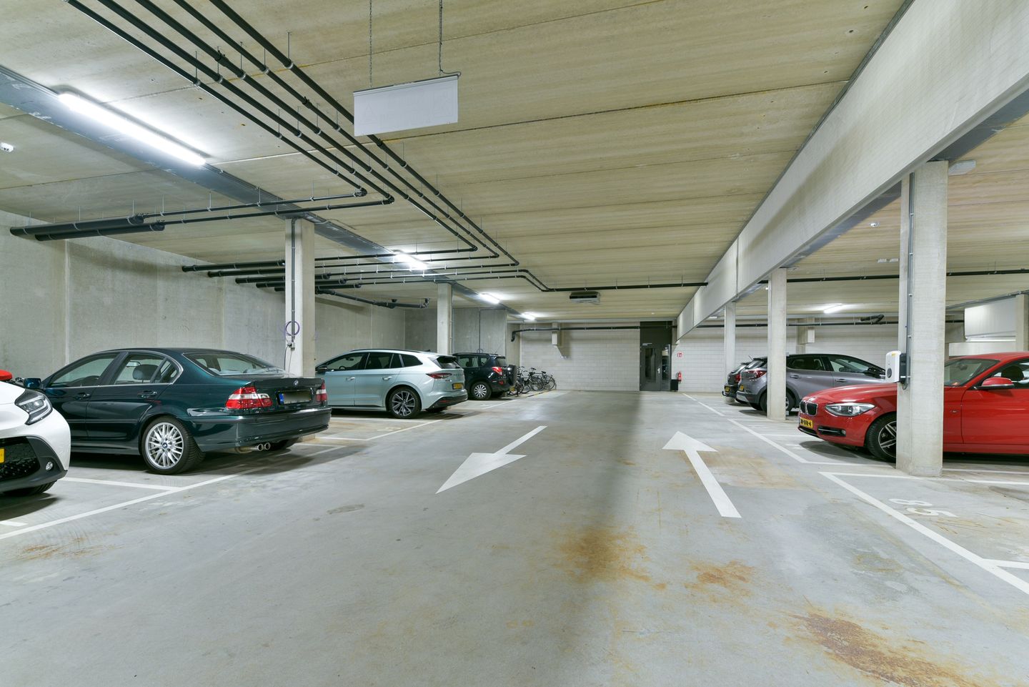 Foto 25 van Madridstraat 57