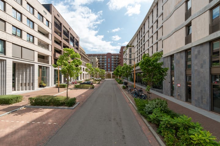 Foto 27 van Madridstraat 57