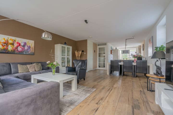 Photo 2 of Vergilius 17