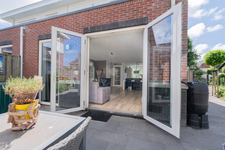 Photo 27 of Vergilius 17