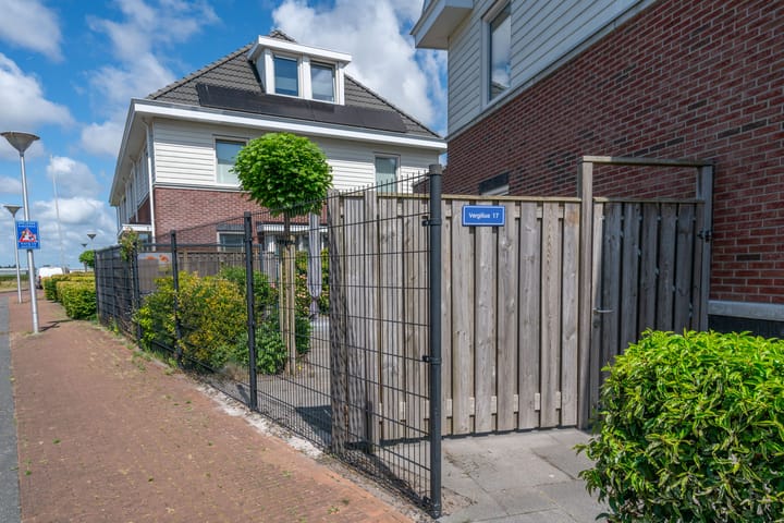 Photo 32 of Vergilius 17