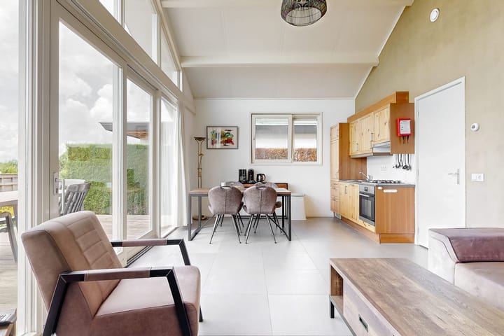 Vrijstaande woning te koop: Onderdijk 245-202, Wervershoof