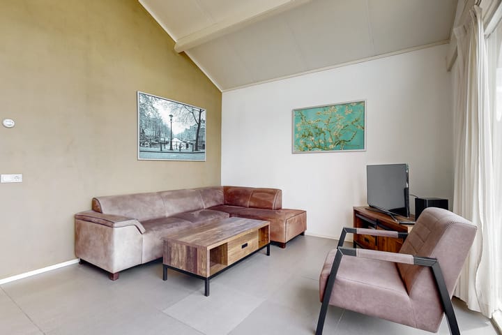 Vrijstaande woning te koop: Onderdijk 245-202, Wervershoof