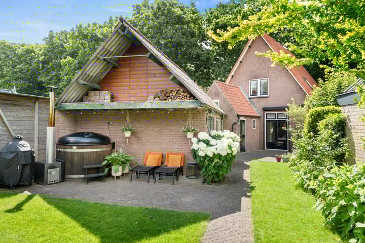 Foto 12 van Prins Bernhardlaan 17