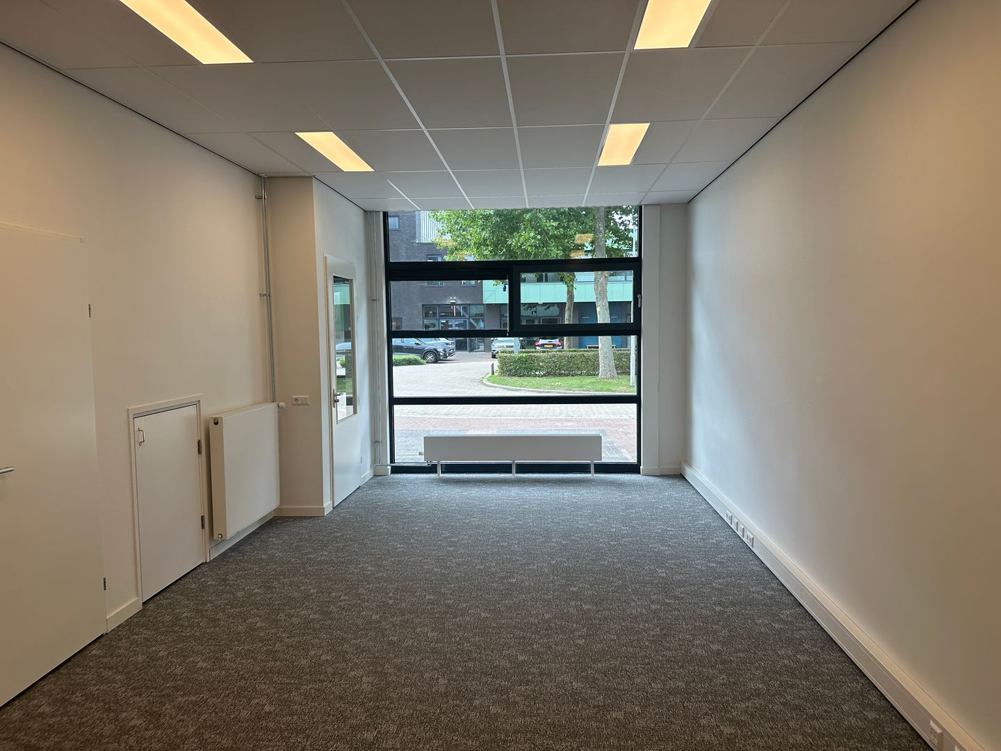 View photo 2 of A. van Leeuwenhoekweg 38-A6